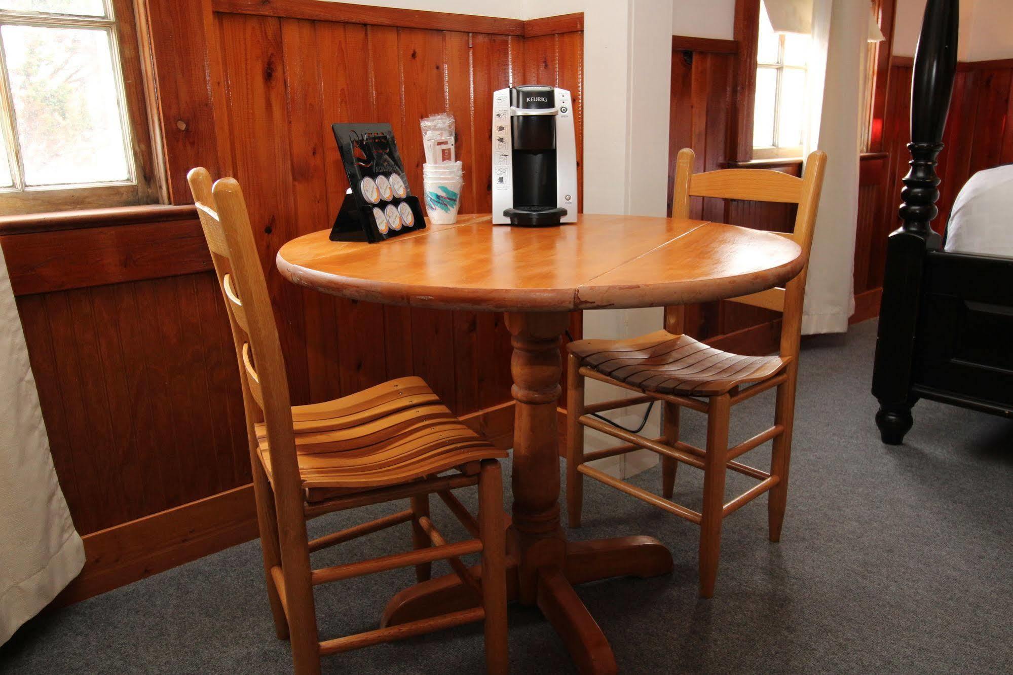 Nags Head Beach Inn Bagian luar foto